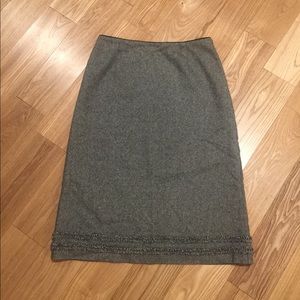 Ann Taylor wool skirt grey. Size 4